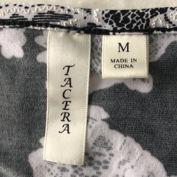 Black and White Dress - Picture 2 of 5